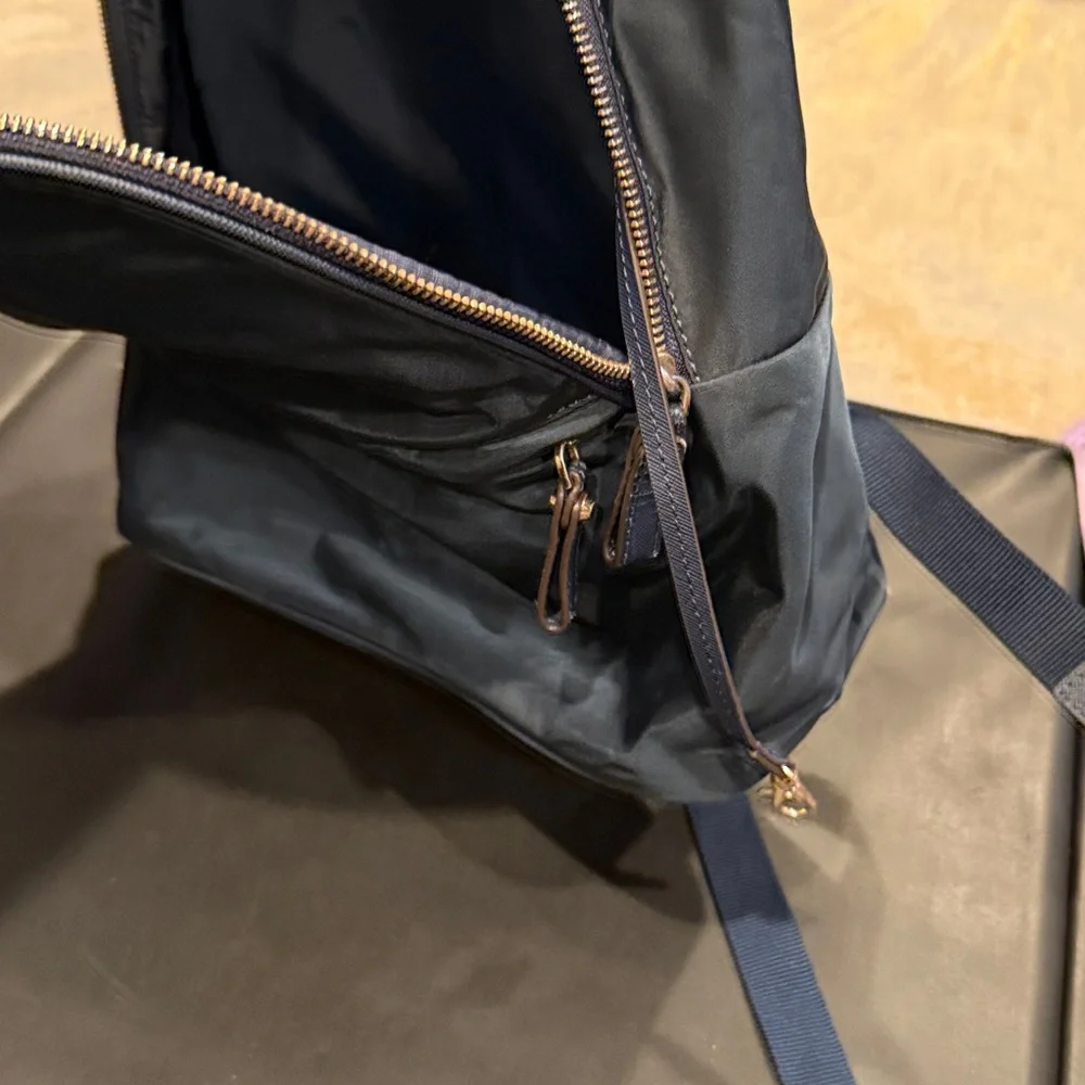 MICHAEL MICHAEL KORS navy Backpack with gold hardware GUC